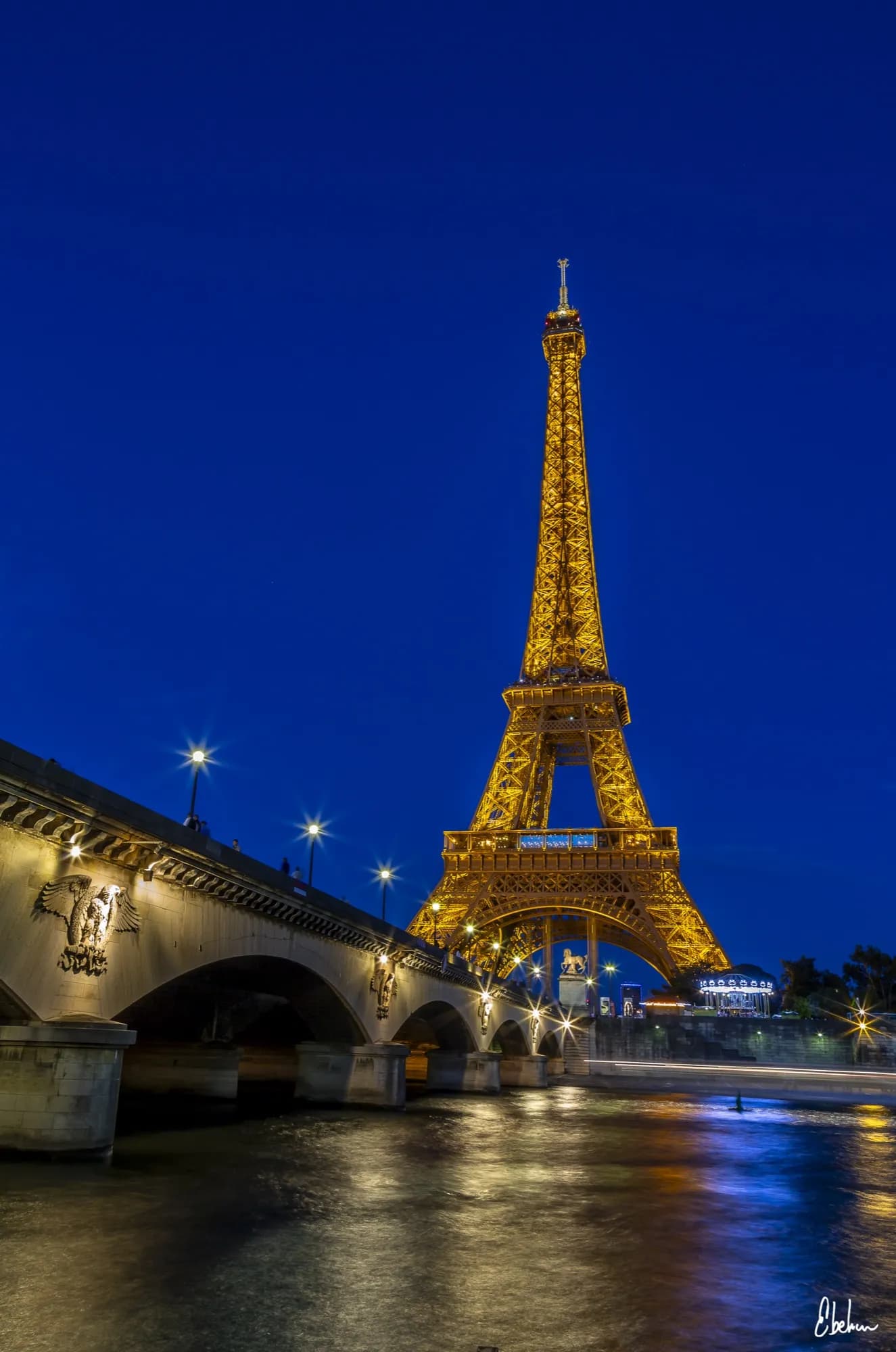 EIFFEL T 02