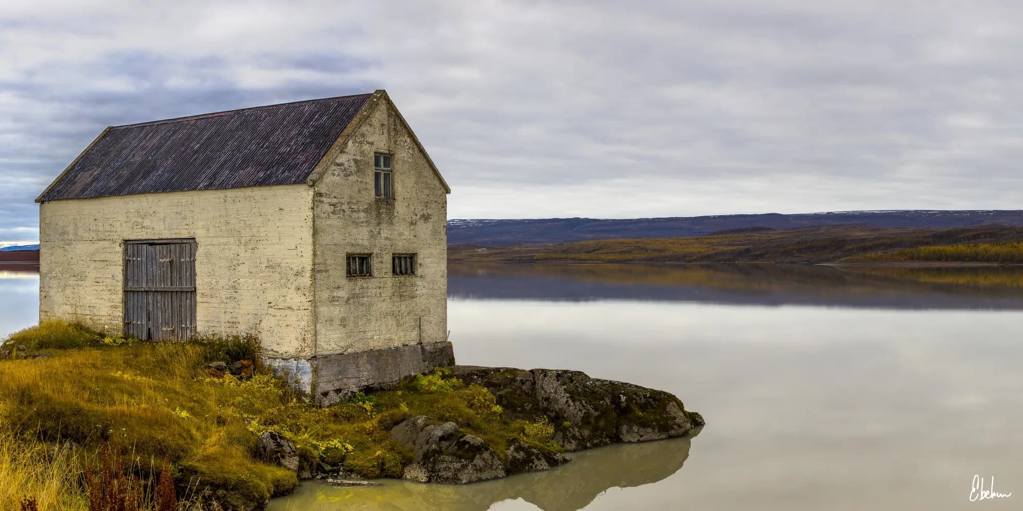 ICELAND HOUSE