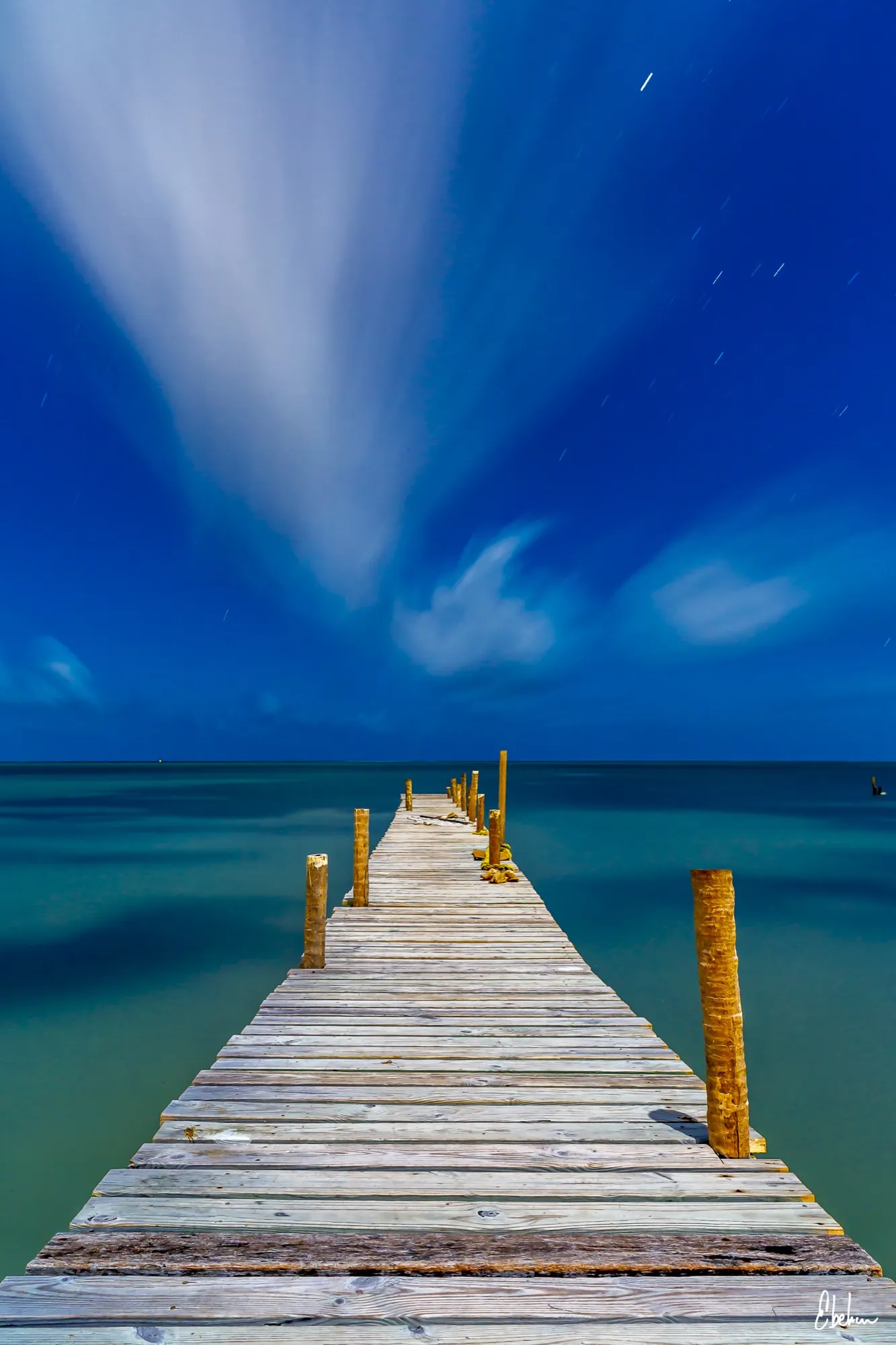 MUELLES DE SAN PEDRO AT NIGHT