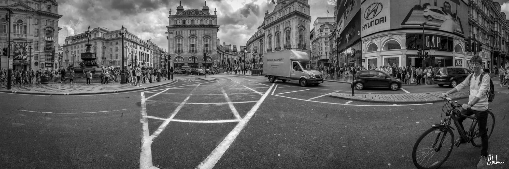 PICADILLY PANO