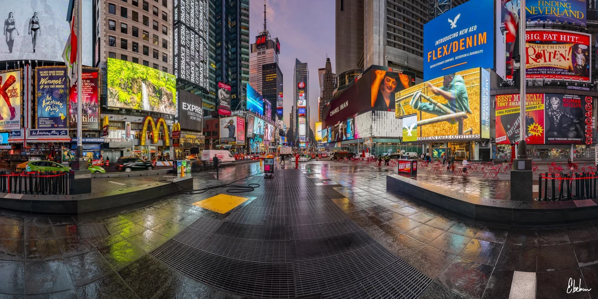 TIMES SQUARE WASH