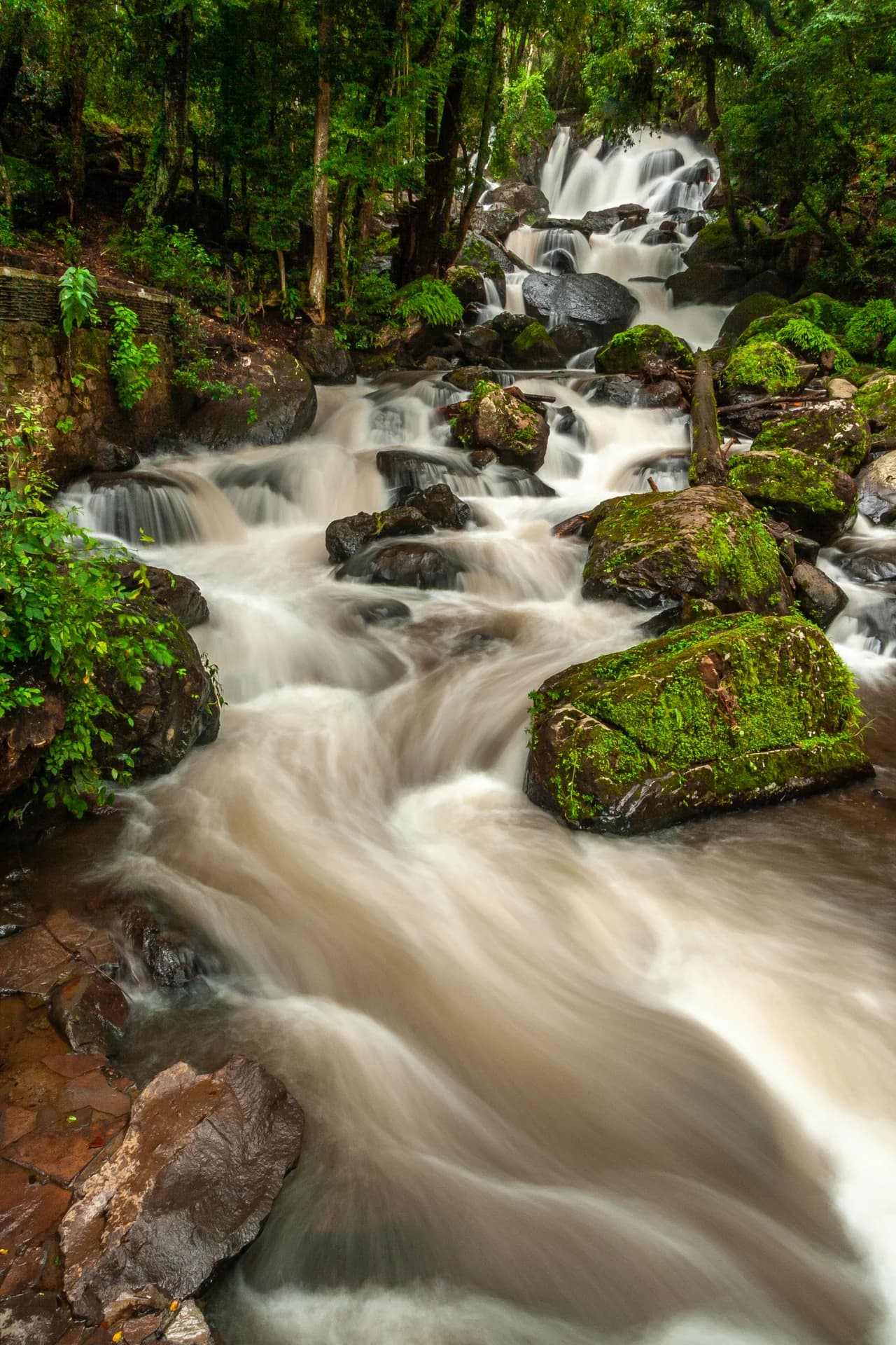 VALLE FALLS